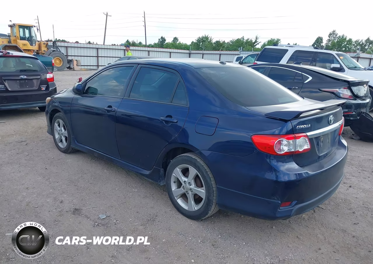 2011 Toyota Corolla S VIN:2T1BU4EE4BC743116 - 3