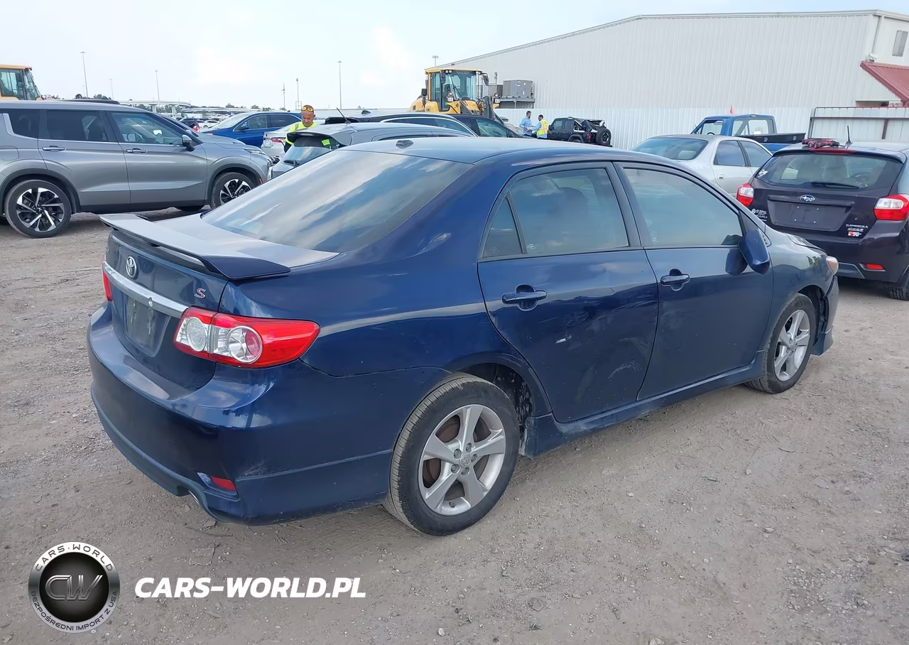 2011 Toyota Corolla S VIN:2T1BU4EE4BC743116 - 4
