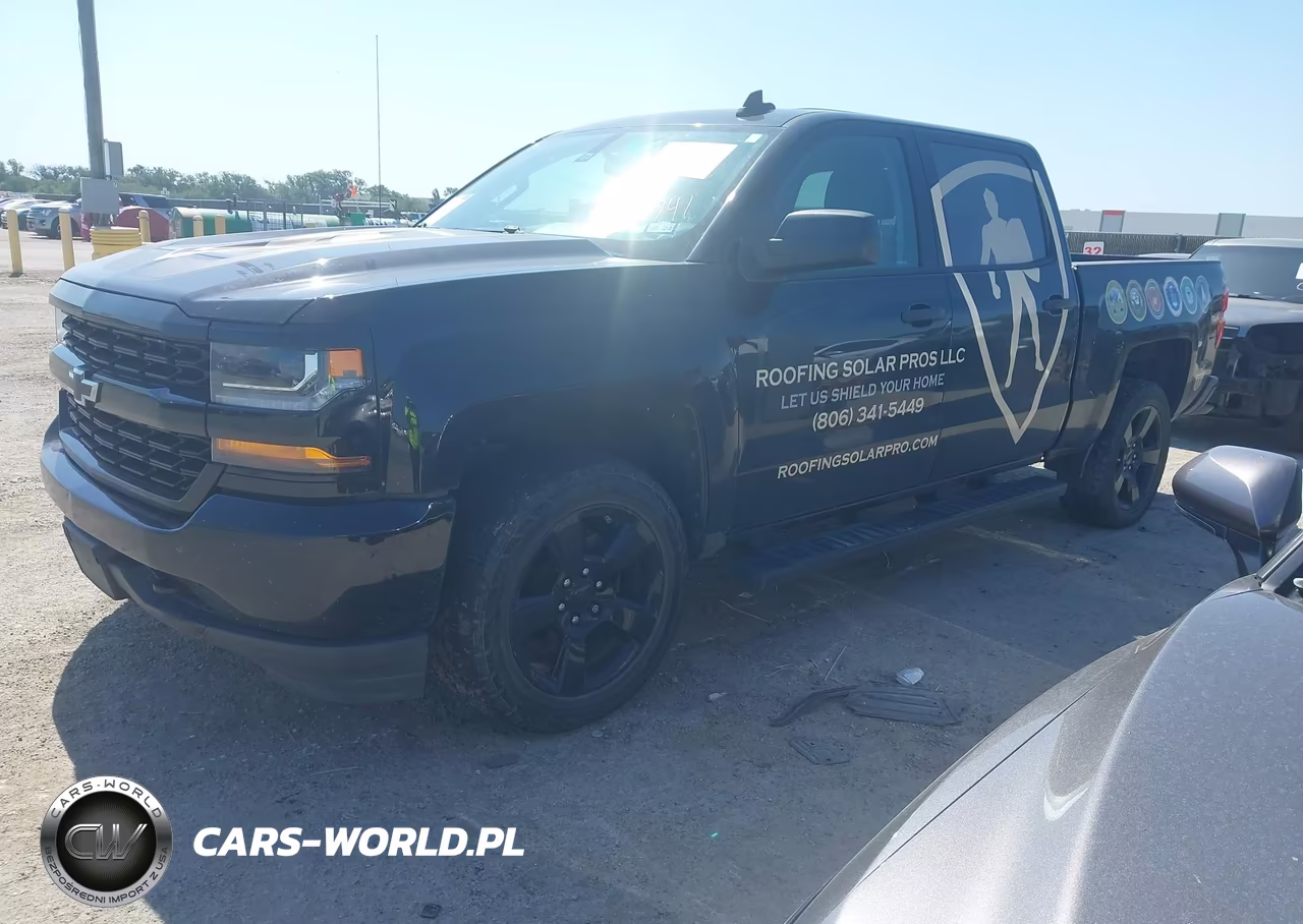 2018 Chevrolet Silverado 1500 Custom VIN:3GCPCPEH2JG212697 - 2