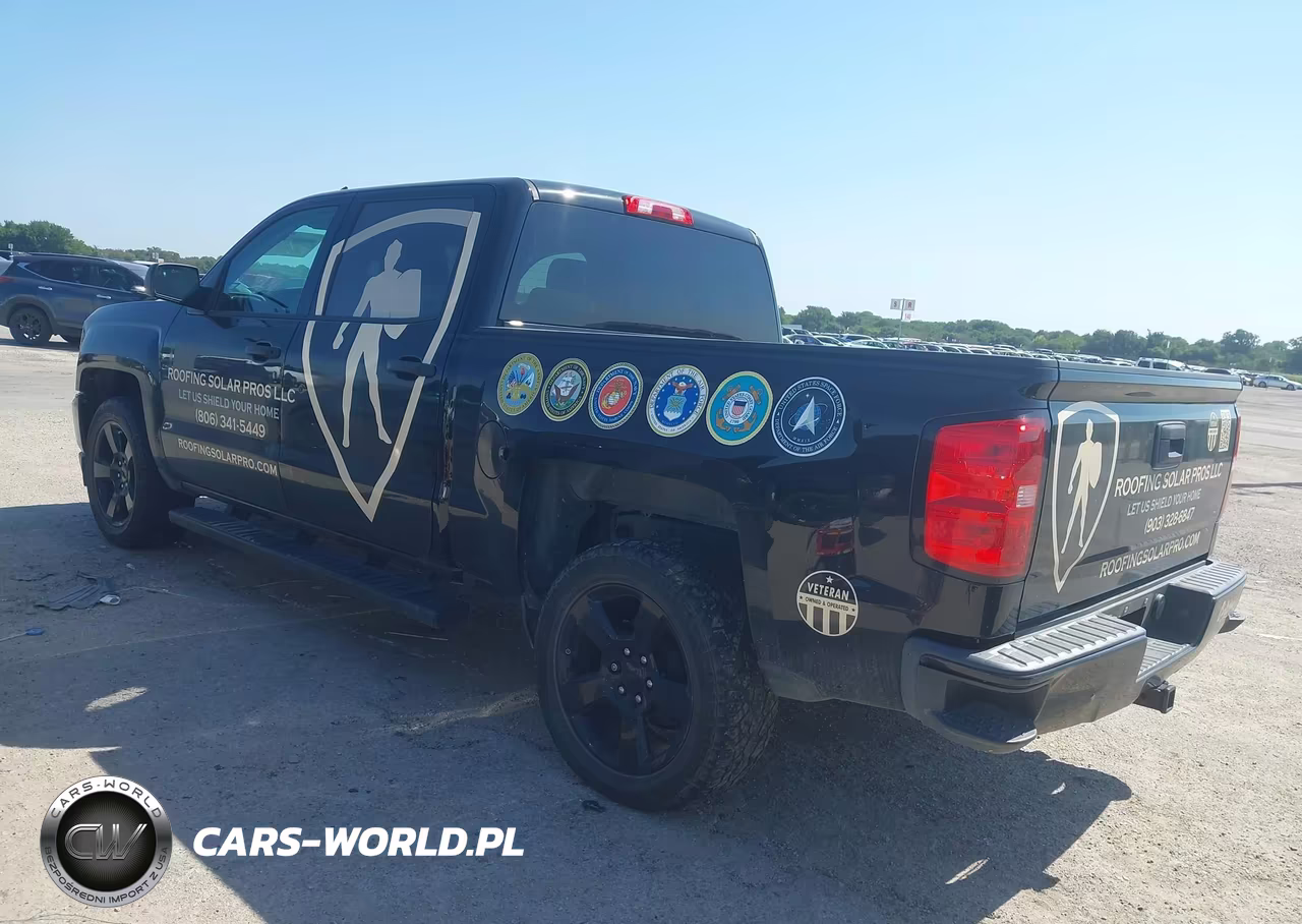 2018 Chevrolet Silverado 1500 Custom VIN:3GCPCPEH2JG212697 - 3