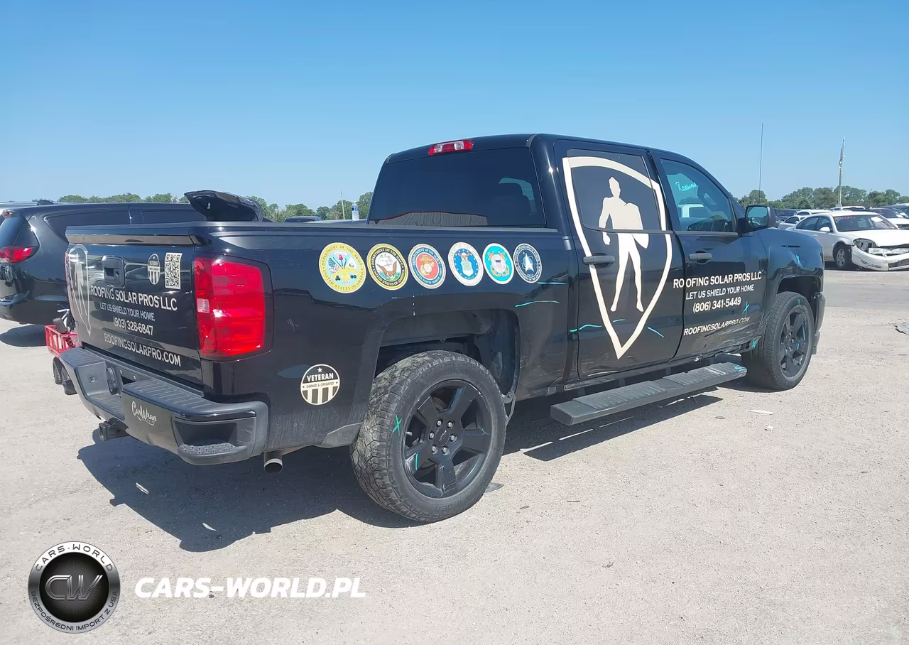 2018 Chevrolet Silverado 1500 Custom VIN:3GCPCPEH2JG212697 - 4