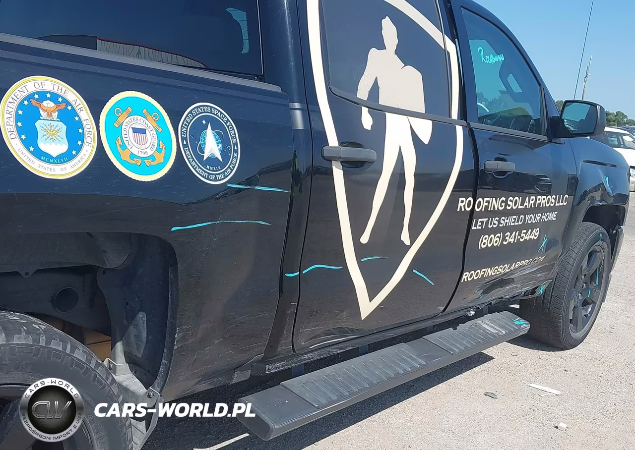 2018 Chevrolet Silverado 1500 Custom VIN:3GCPCPEH2JG212697 - 6