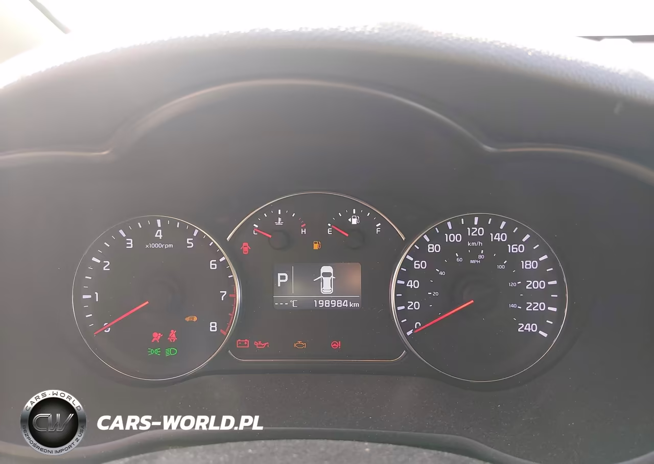 HYUNDAI ELANTRA VIN:KMHD74LF4HU072081 - 7