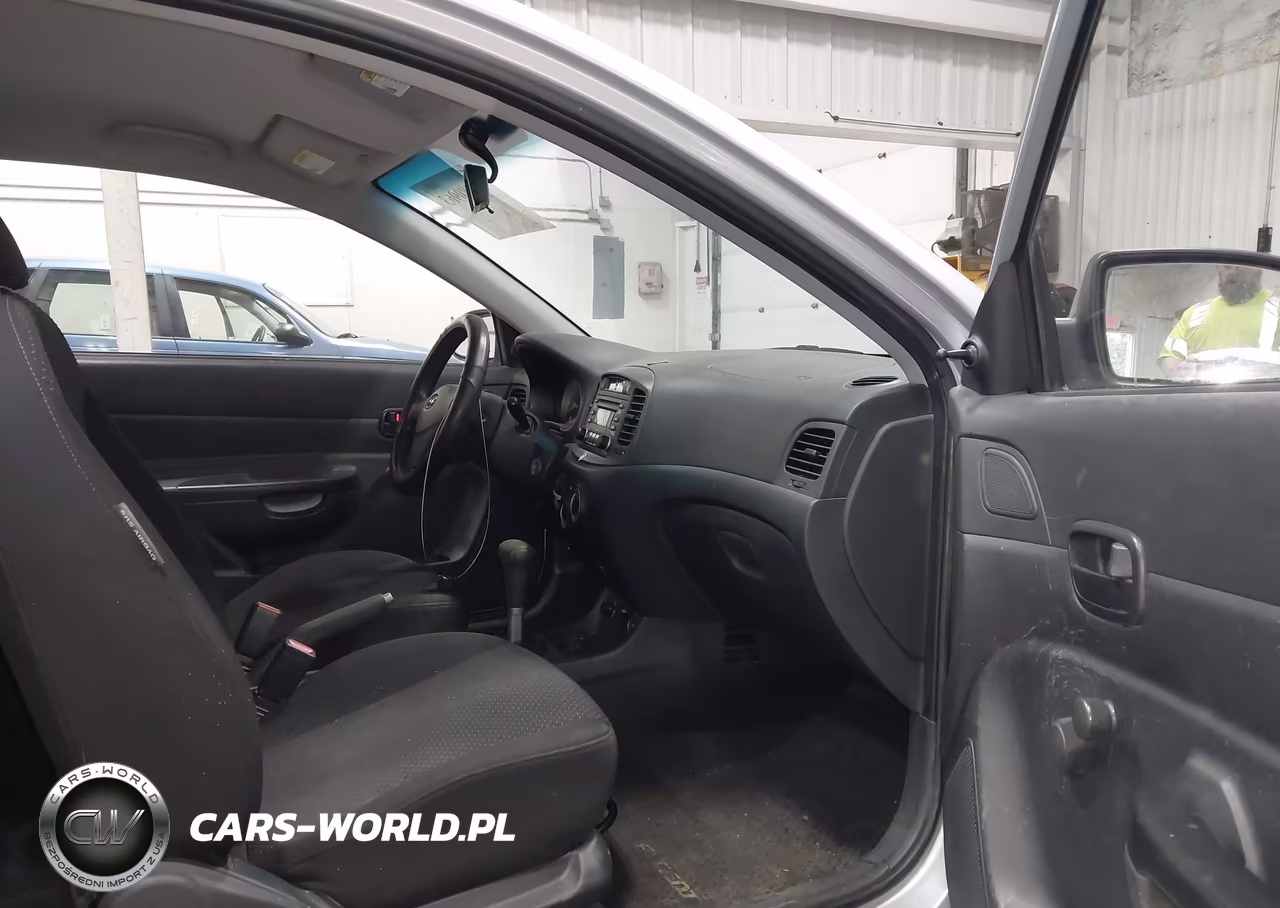 HYUNDAI ACCENT VIN:KMHCM36C57U032140 - 5