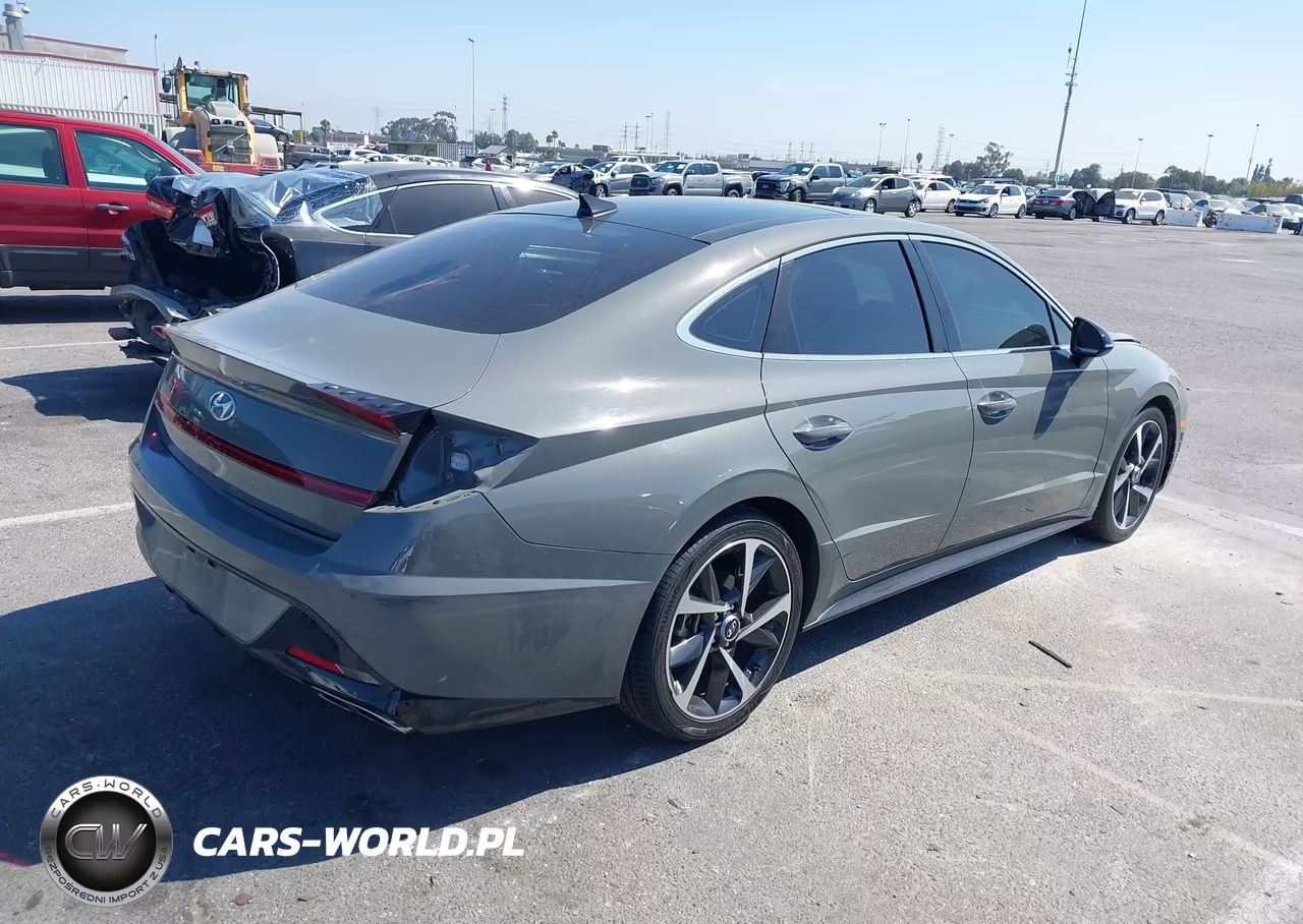 2021 Hyundai Sonata Sel Plus VIN:5NPEJ4J28MH128277 - 4