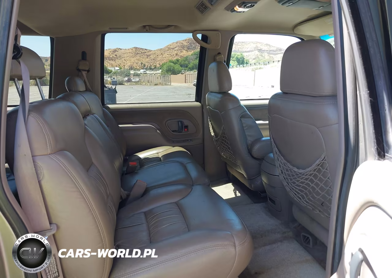 1999 Chevrolet Suburban 1500 Lt VIN:3GNFK16R8XG257470 - 8