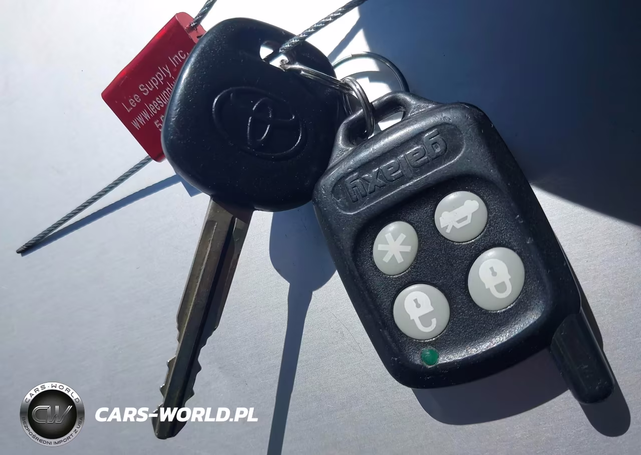 2008 Toyota Corolla Ce VIN:1NXBR32E78Z991867 - 11