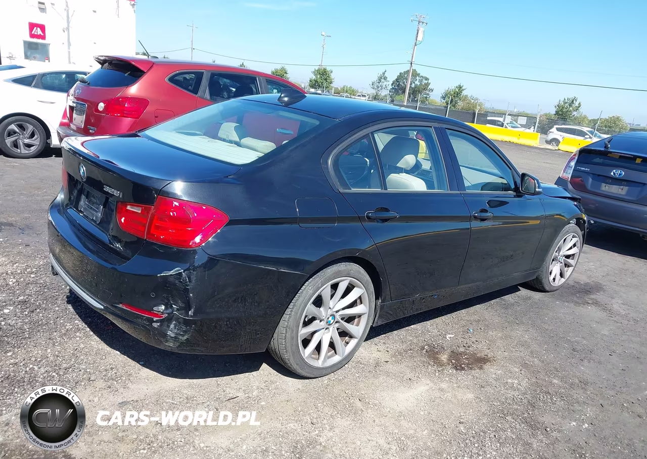 2012 BMW 328I VIN:WBA3A5C57CF256584 - 4