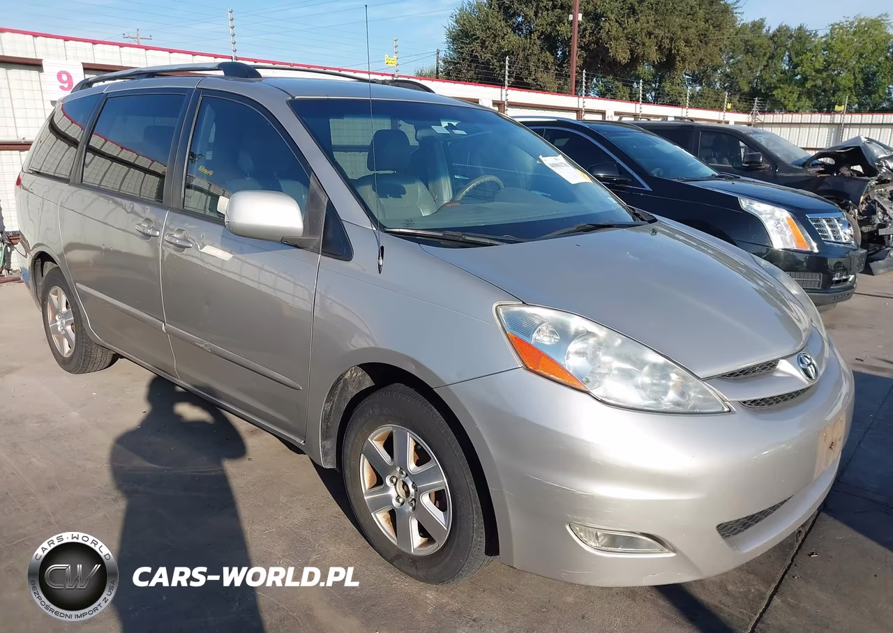 2009 Toyota Sienna Xle – zdjęcie 1 z 17