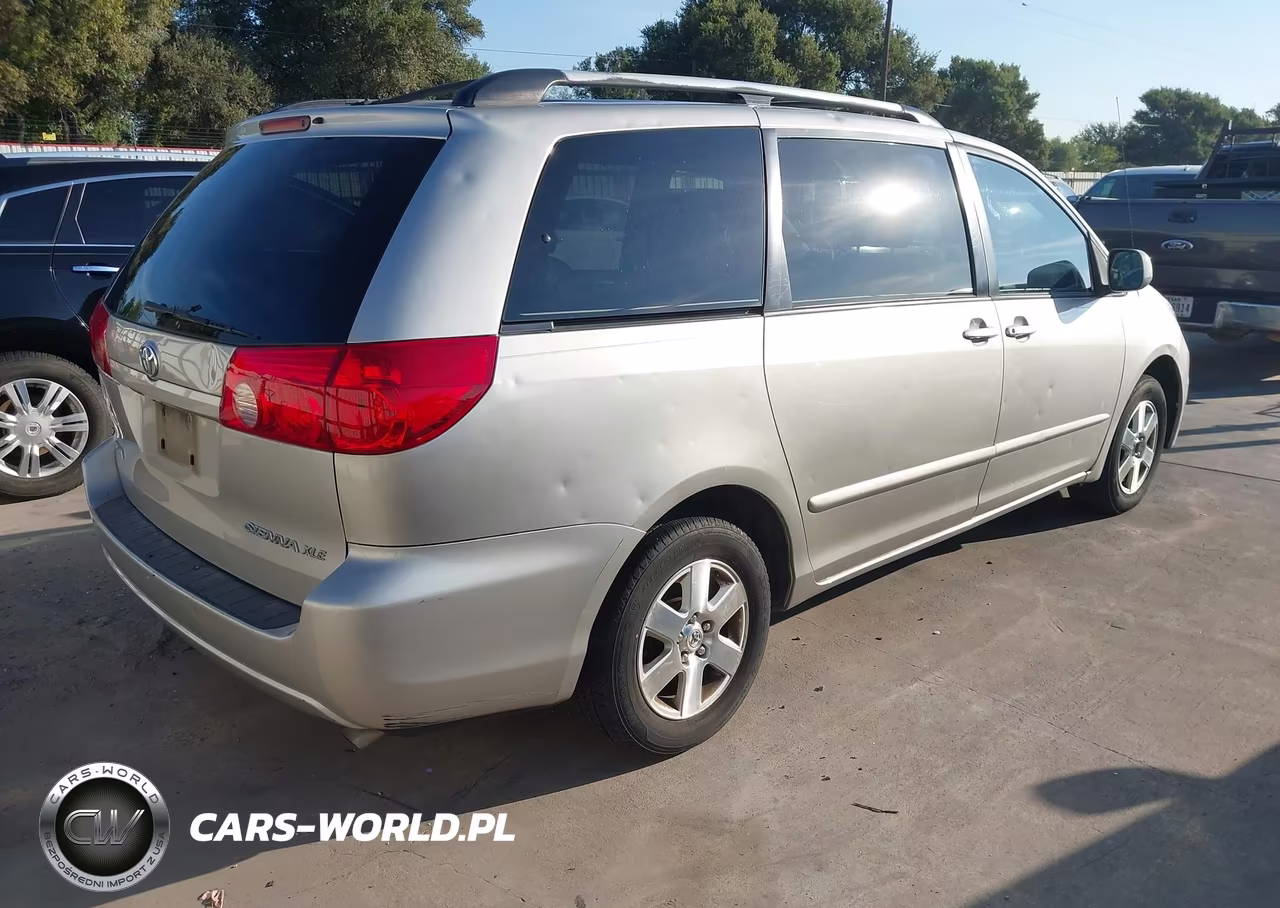 2009 Toyota Sienna Xle VIN:5TDZK22C39S227665 - 4