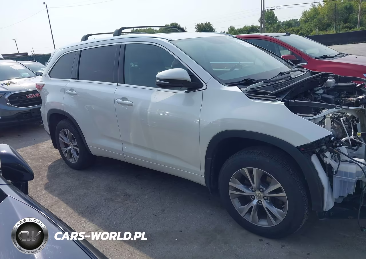 2015 Toyota Highlander Xle V6 VIN:5TDJKRFH2FS108531 - 14