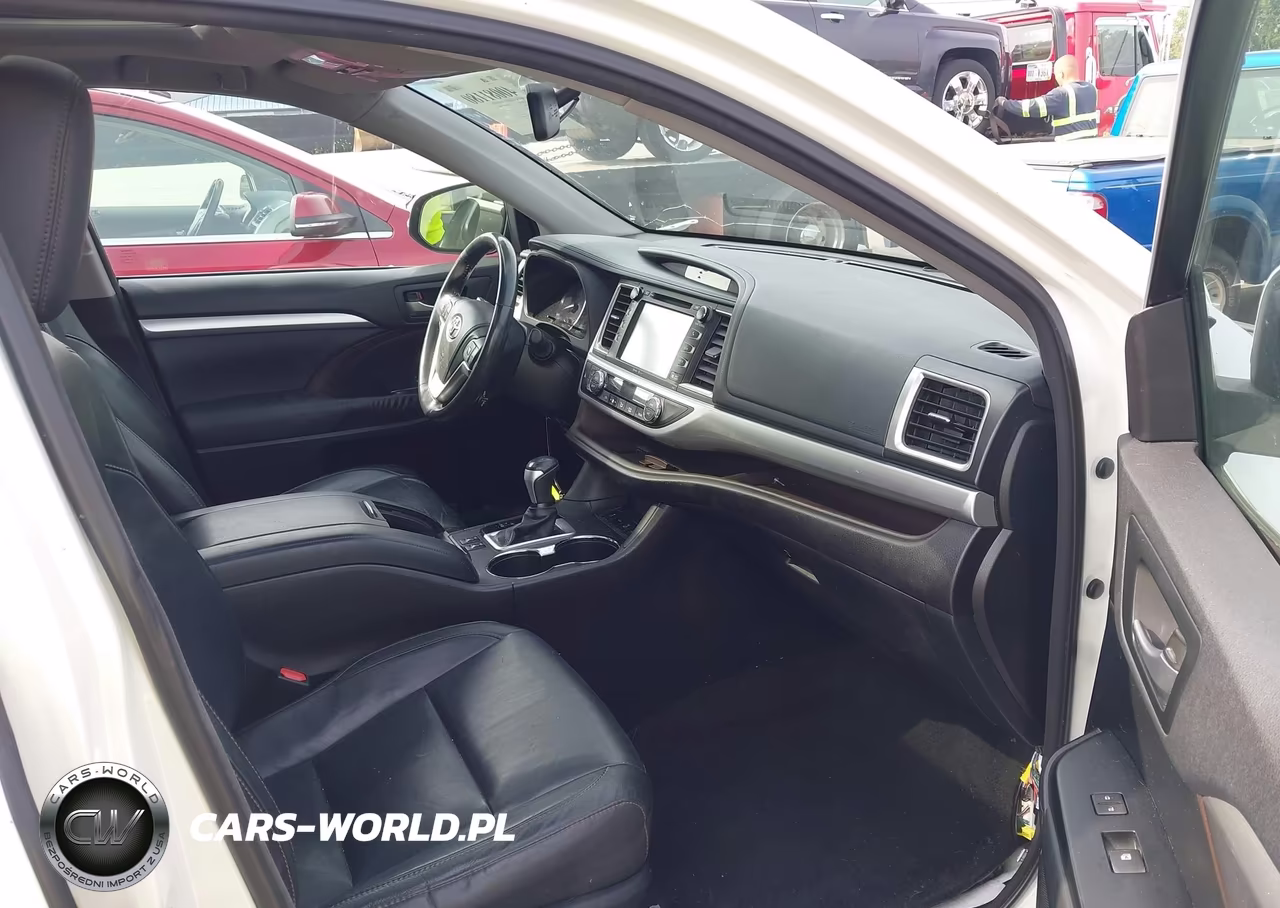 2015 Toyota Highlander Xle V6 VIN:5TDJKRFH2FS108531 - 5