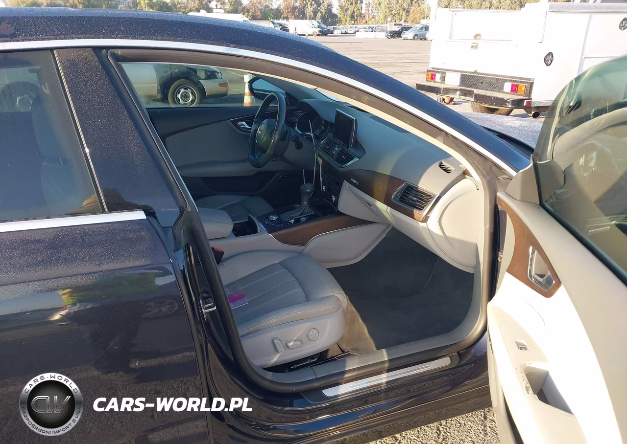 2012 Audi A7 Premium VIN:WAUSGAFC4CN031770 - 5