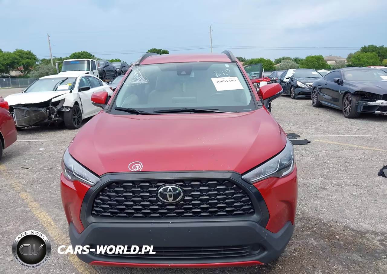 2022 Toyota Corolla Cross Le VIN:7MUCAAAG8NV028683 - 12