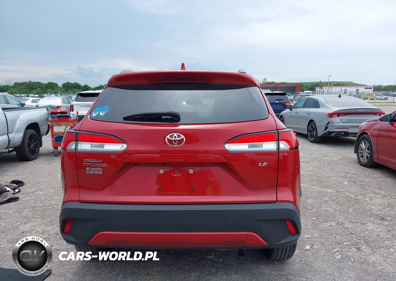 2022 Toyota Corolla Cross Le VIN:7MUCAAAG8NV028683 - 16