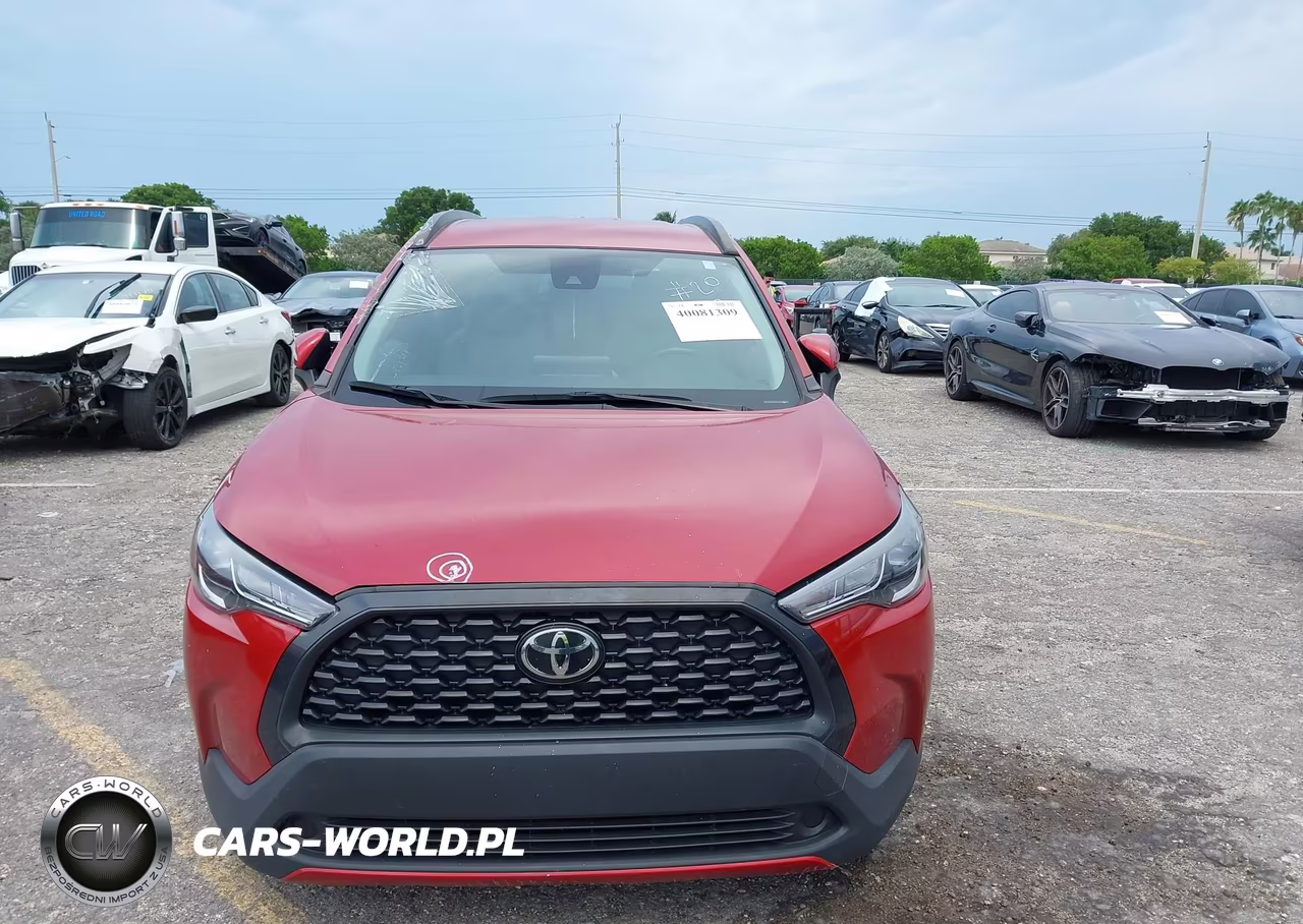 2022 Toyota Corolla Cross Le VIN:7MUCAAAG8NV028683 - 6
