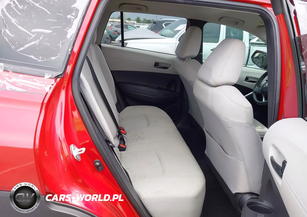 2022 Toyota Corolla Cross Le VIN:7MUCAAAG8NV028683 - 8