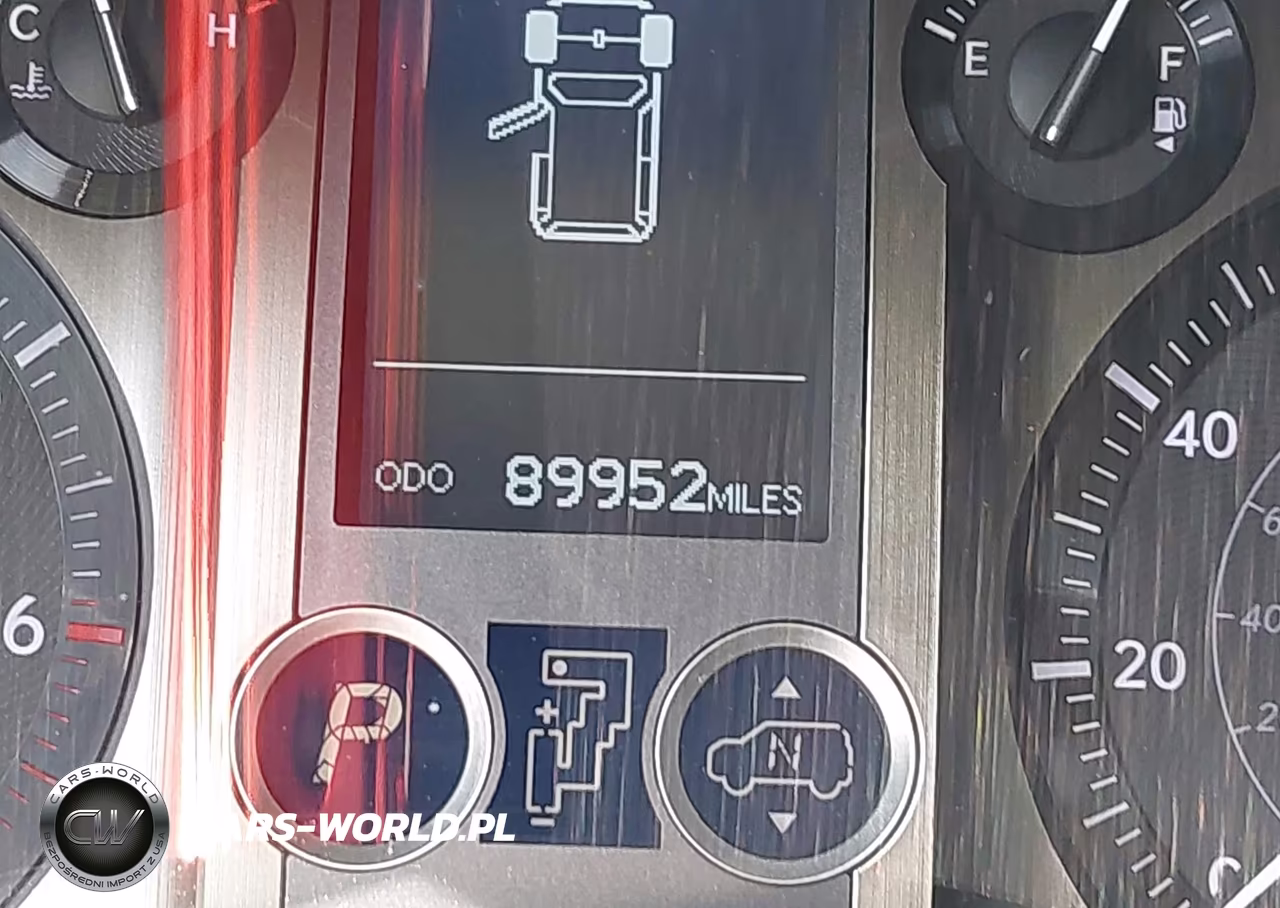 2010 Lexus 460 Premium VIN:JTJJM7FX8A5012291 - 16