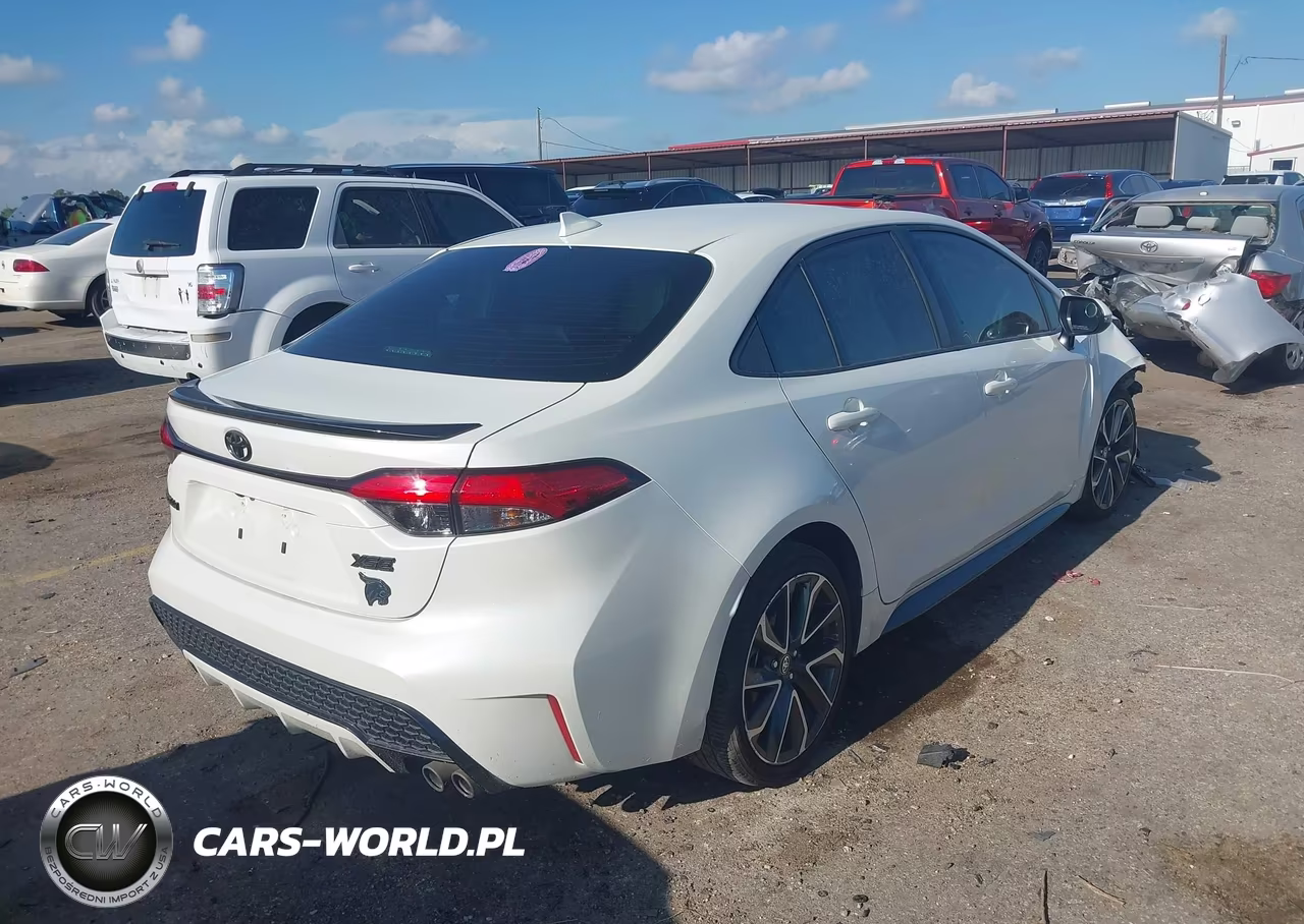 2020 Toyota Corolla Xse VIN:JTDT4RCE5LJ041462 - 4
