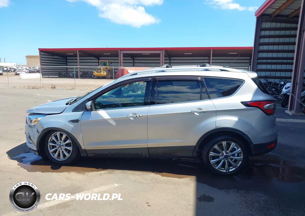 2017 Ford Escape Titanium VIN:1FMCU0JD8HUA32665 - 14