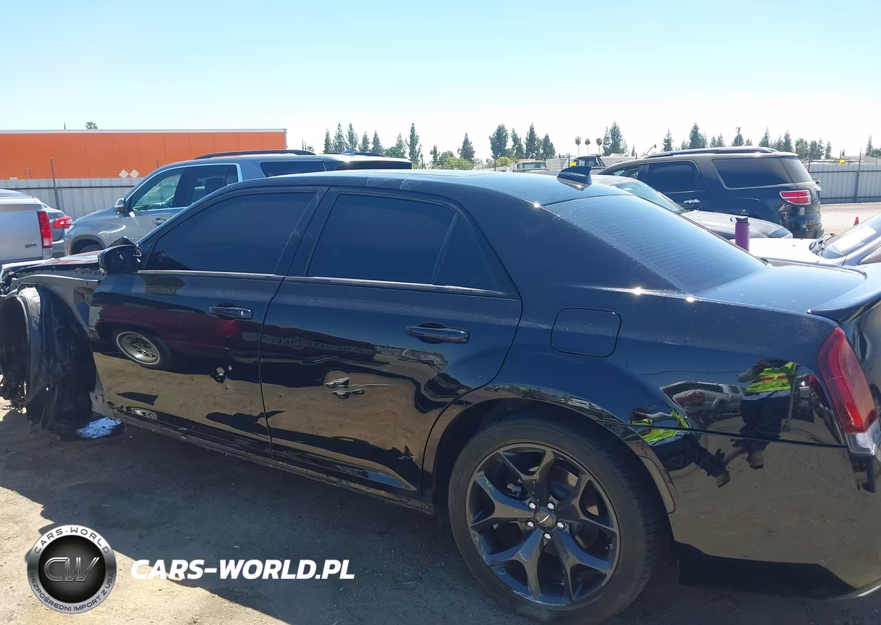 2023 Chrysler 300 300S VIN:2C3CCABT4PH706626 - 15
