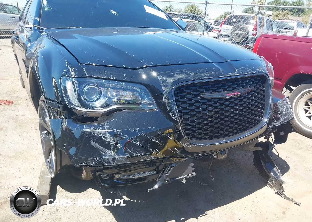 2023 Chrysler 300 300S VIN:2C3CCABT4PH706626 - 19