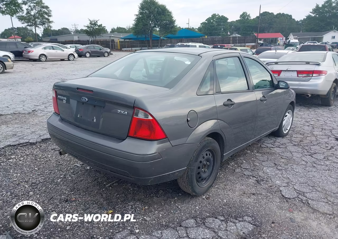 2006 Ford Focus Zx4 VIN:1FAFP34N26W144545 - 4