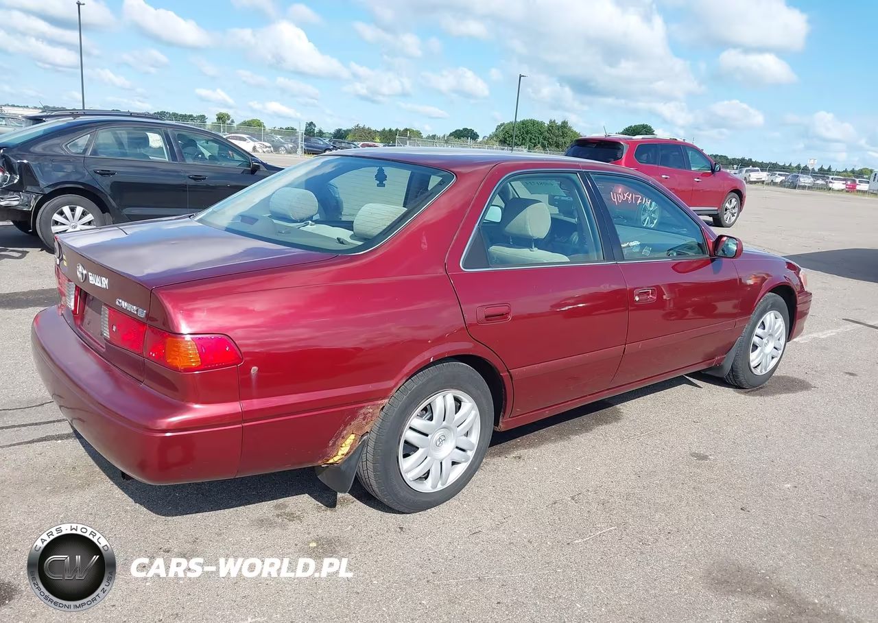 2001 Toyota Camry Le VIN:4T1BG22K31U090541 - 4