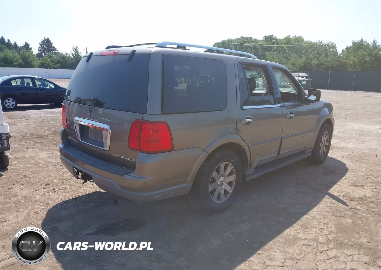 2003 Lincoln Navigator VIN:5LMFU28R73LJ24971 - 4