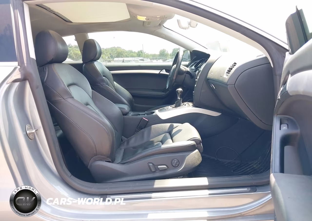 2010 Audi A5 2.0T Premium VIN:WAURFAFR9AA003182 - 5