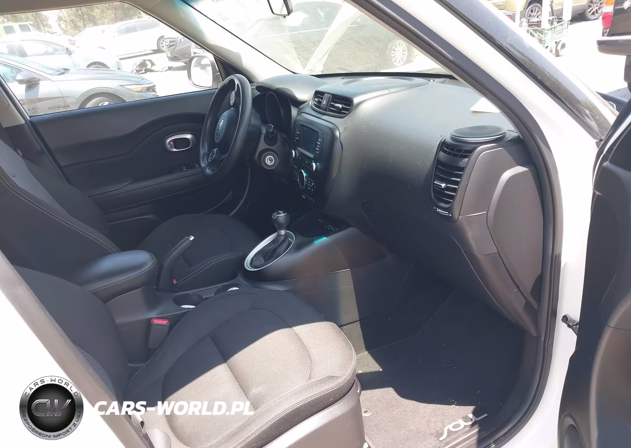 2017 Kia Soul + VIN:KNDJP3A53H7504072 - 5