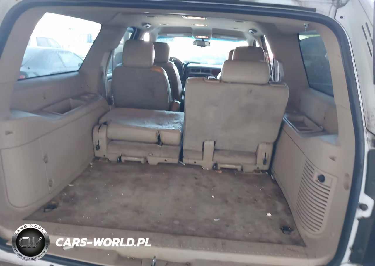 2011 Chevrolet Suburban 1500 Lt1 VIN:1GNSCJE0XBR251225 - 12