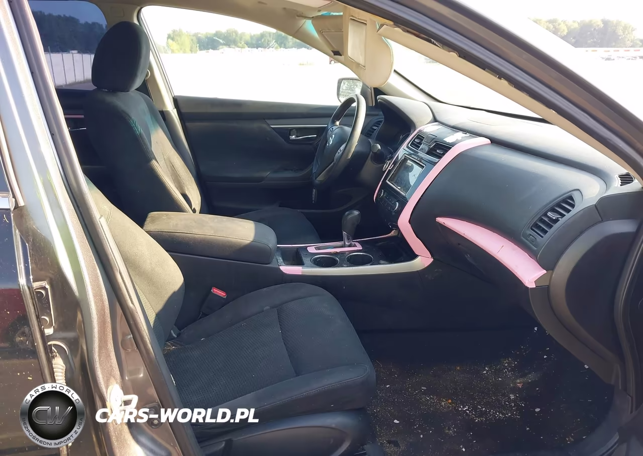 2014 Nissan Altima 2.5 S VIN:1N4AL3AP5EN253887 - 5