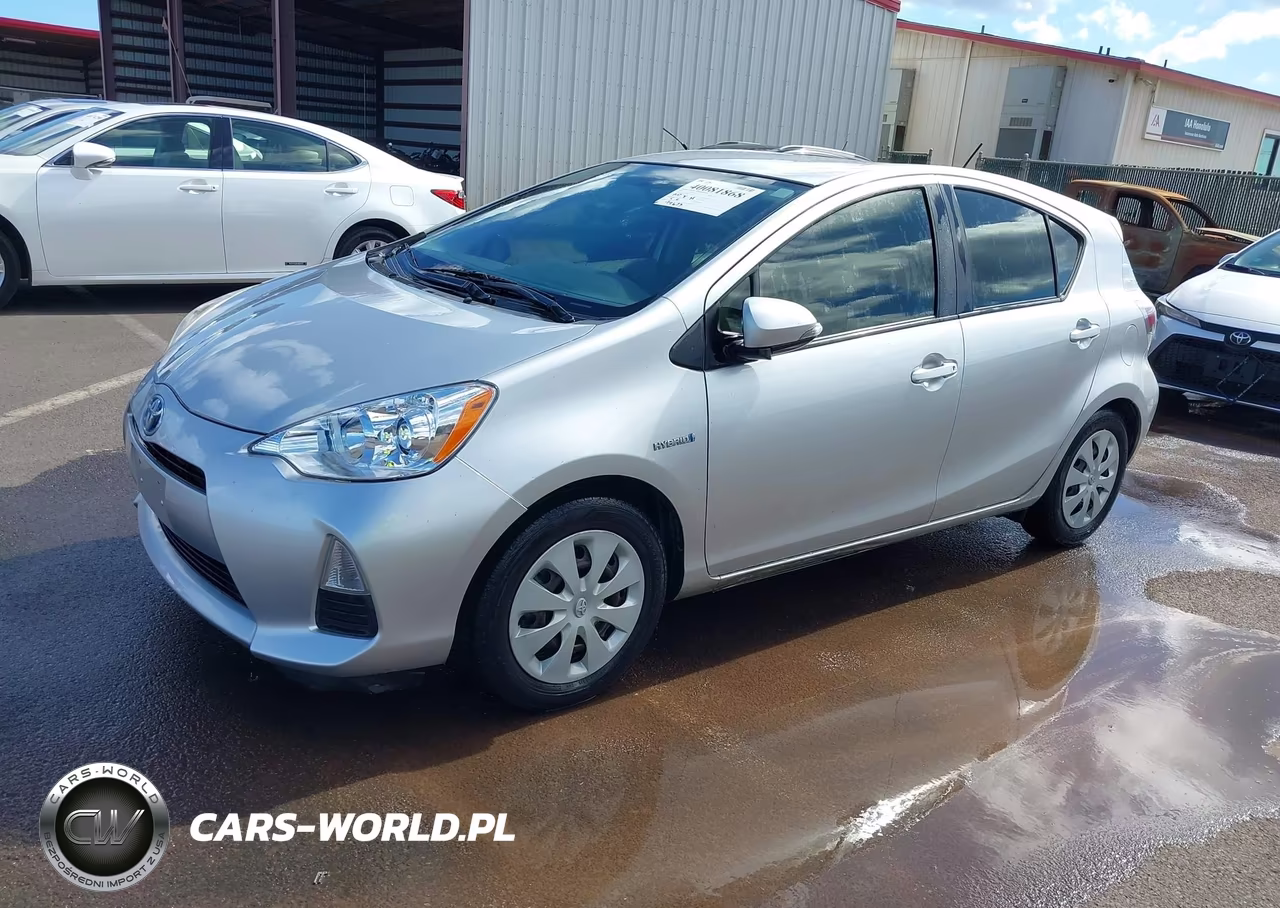 2013 Toyota Prius C Four-One-Three-Two VIN:JTDKDTB38D1053244 - 2
