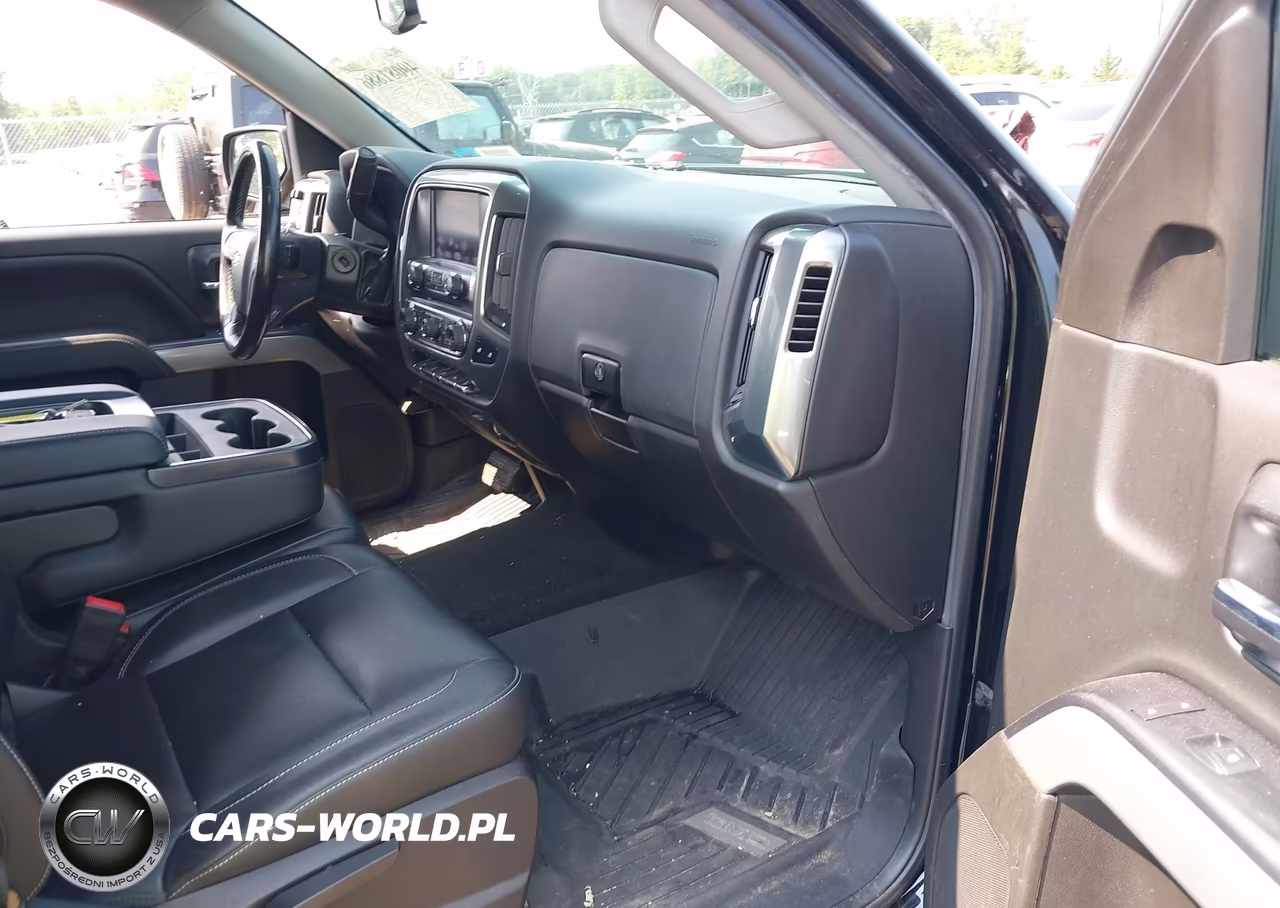 2018 Chevrolet Silverado 1500 2Lt VIN:1GCUKREC0JF157481 - 5