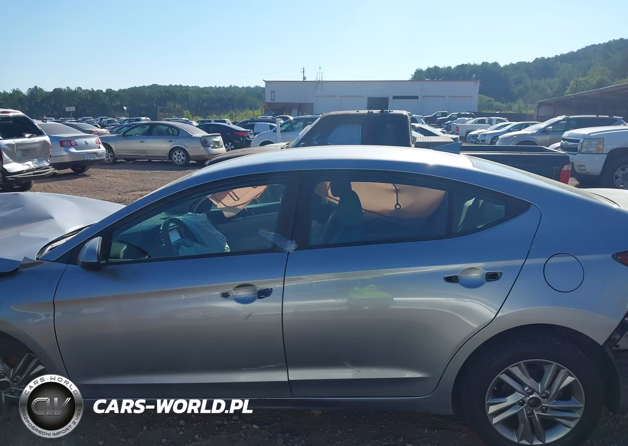 HYUNDAI ELANTRA VIN:5NPD84LF2HH090090 - 13