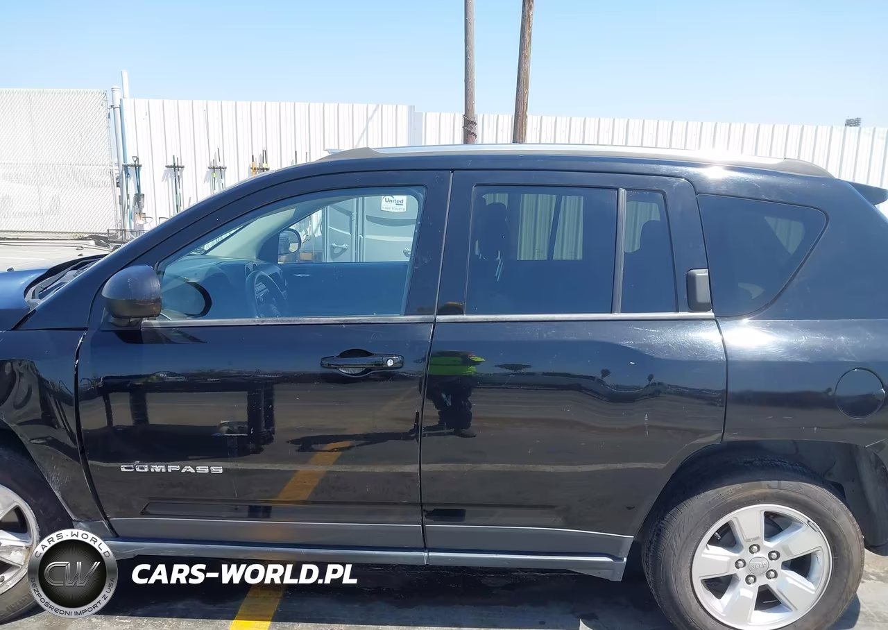 2015 Jeep Compass Sport VIN:1C4NJCBA8FD219820 - 15