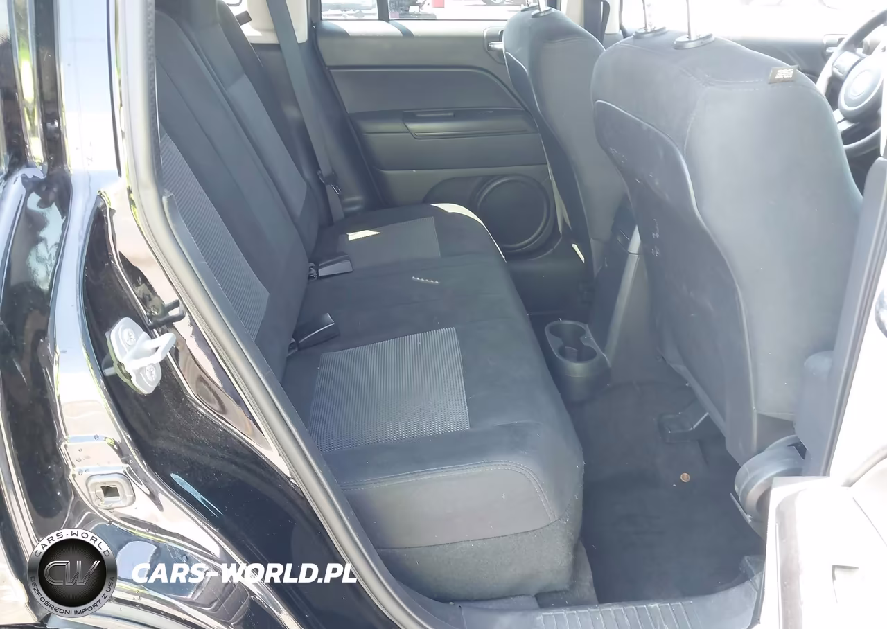 2015 Jeep Compass Sport VIN:1C4NJCBA8FD219820 - 8