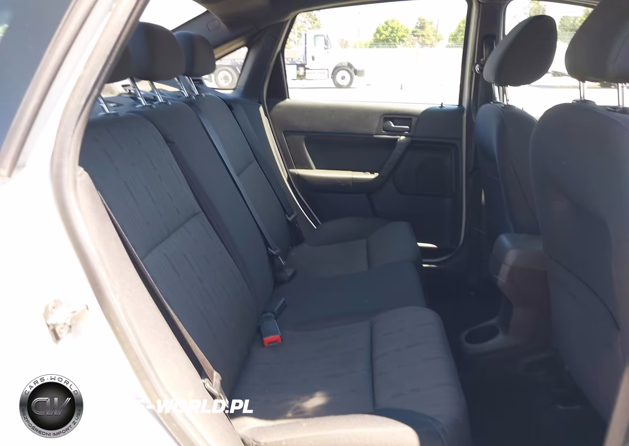 2011 Ford Focus Se VIN:1FAHP3FNXBW198241 - 8