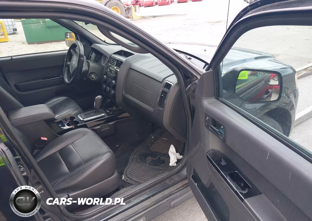 2010 Ford Escape Limited VIN:1FMCU9EG1AKB79405 - 5