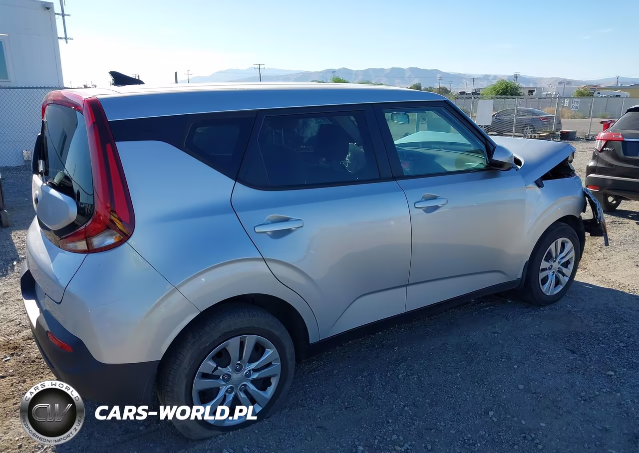 2020 Kia Soul Lx VIN:KNDJ23AU4L7716364 - 4