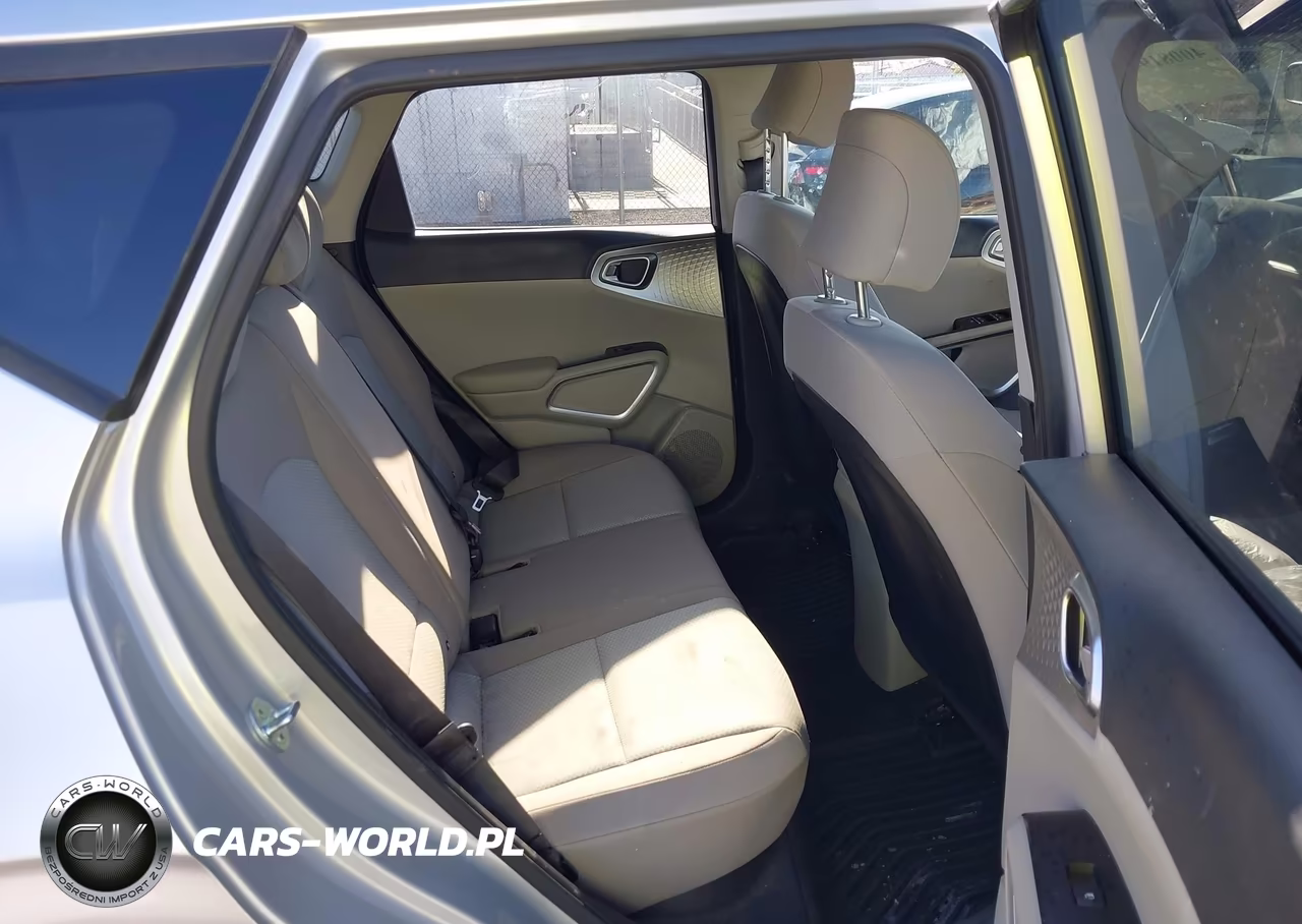 2020 Kia Soul Lx VIN:KNDJ23AU4L7716364 - 8