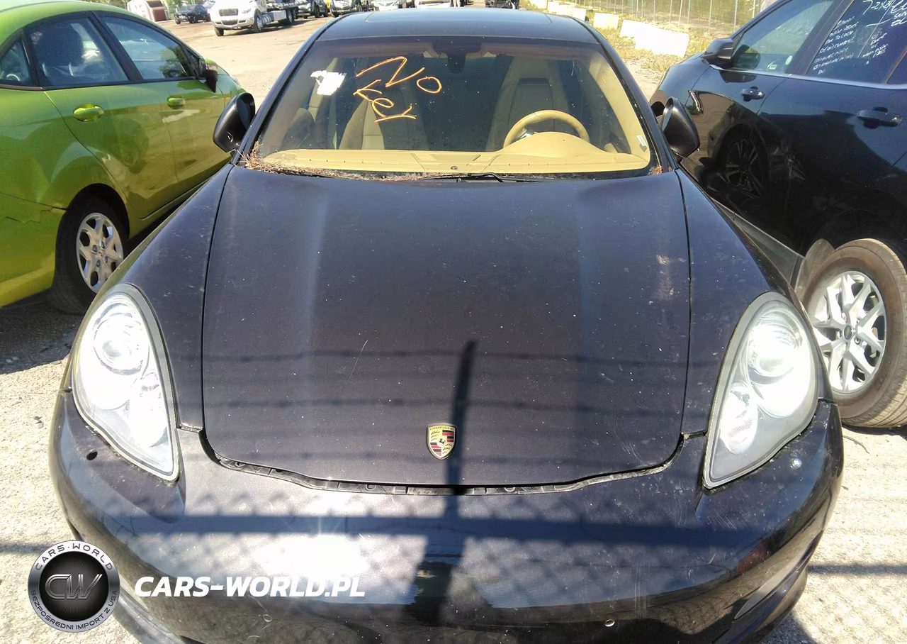2012 Porsche Panamera 4 VIN:WP0AA2A78CL071667 - 11