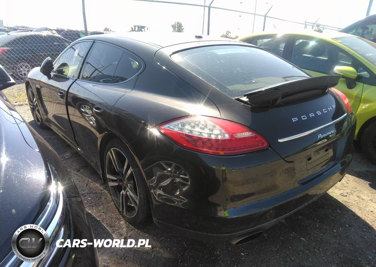 2012 Porsche Panamera 4 VIN:WP0AA2A78CL071667 - 3