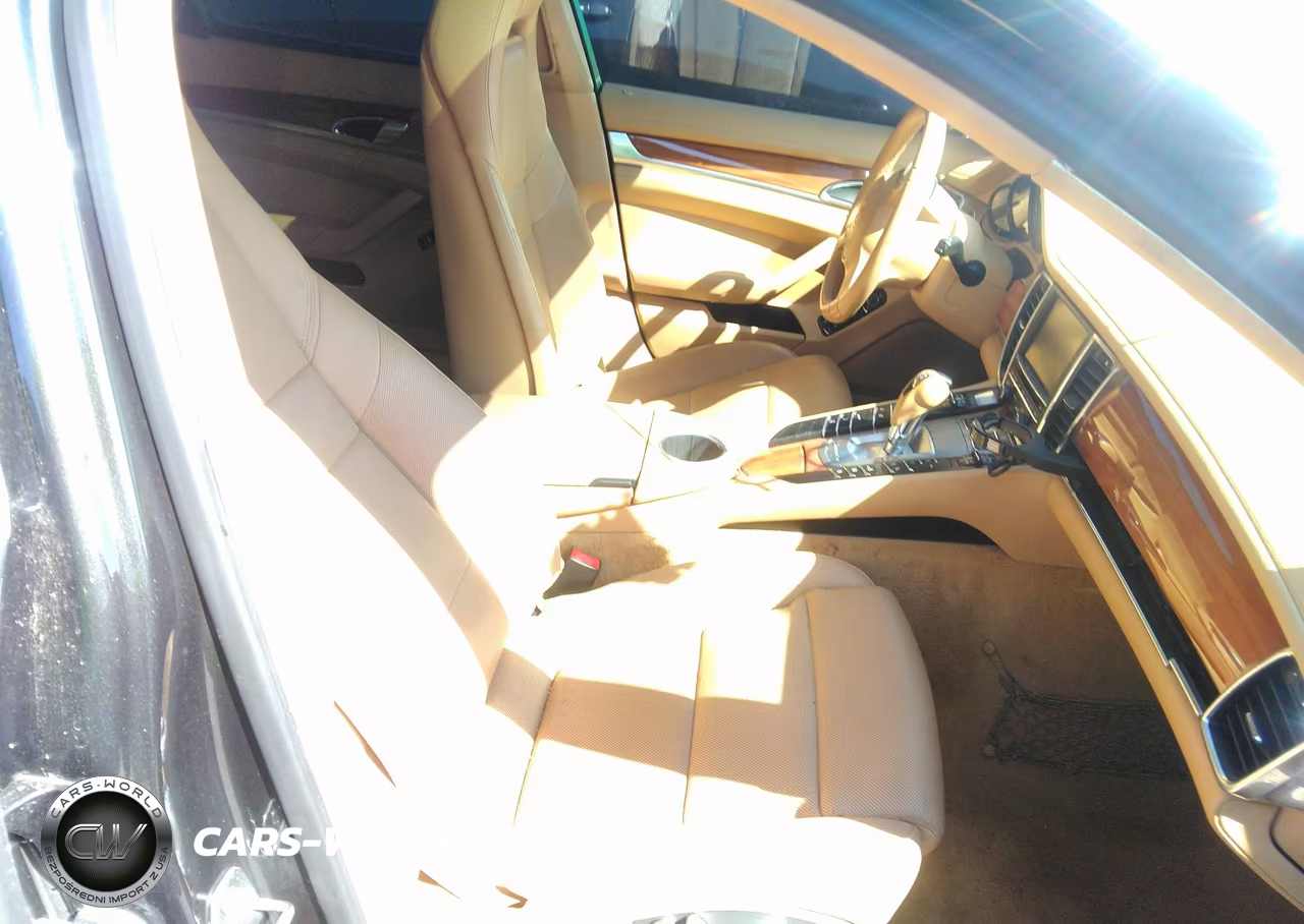 2012 Porsche Panamera 4 VIN:WP0AA2A78CL071667 - 5