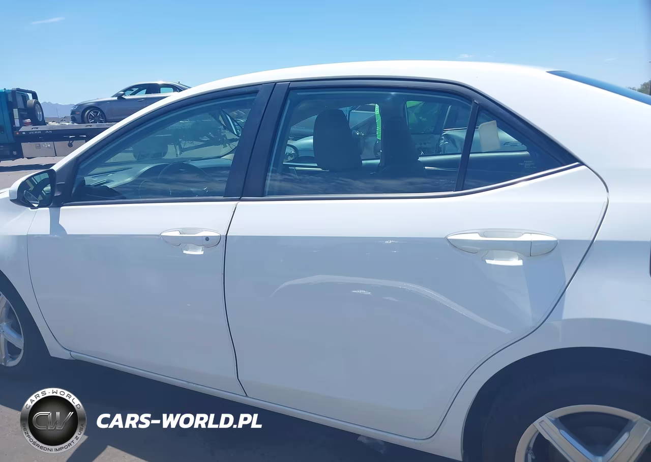 2014 Toyota Corolla Le Plus VIN:2T1BURHE0EC165318 - 15