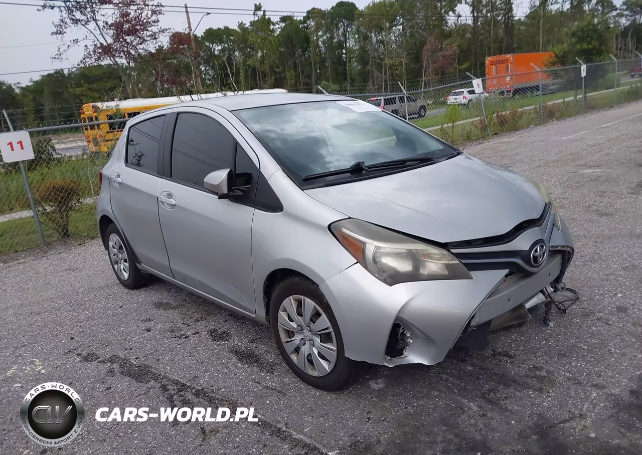 2015 Toyota Yaris L
