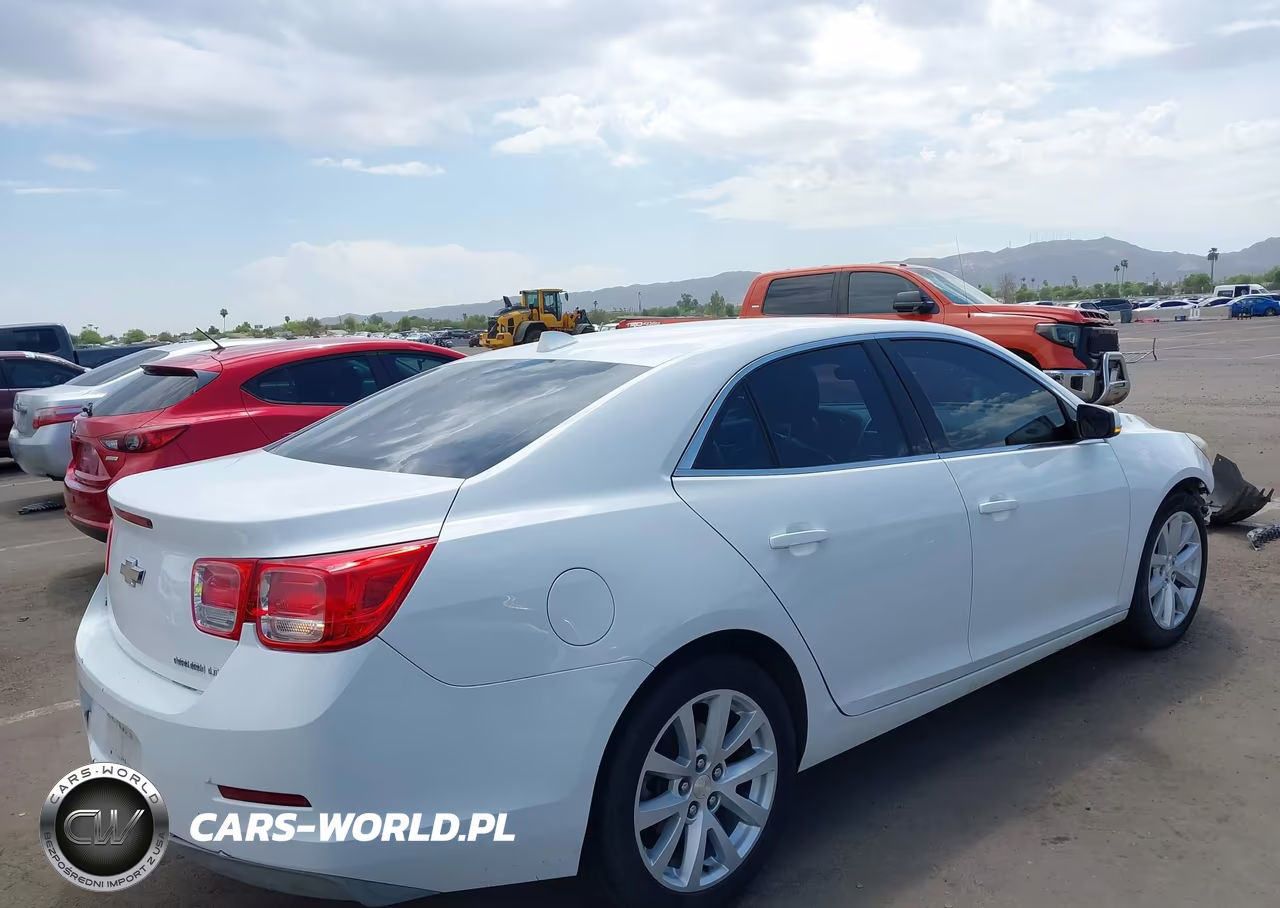 2014 Chevrolet Malibu 2Lt VIN:1G11E5SL2EF204063 - 4