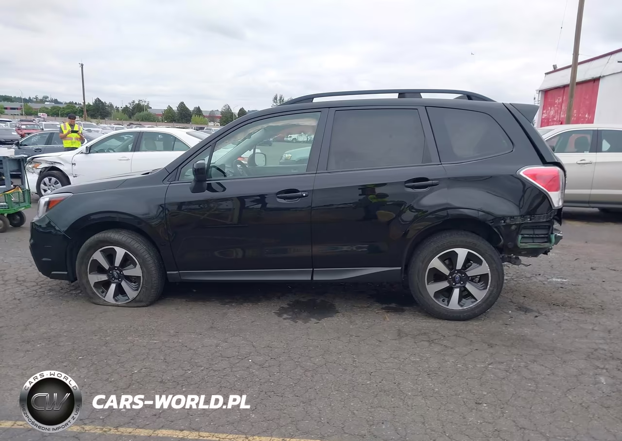 2018 Subaru Forester 2.5I Premium VIN:JF2SJAGC1JH537962 - 15