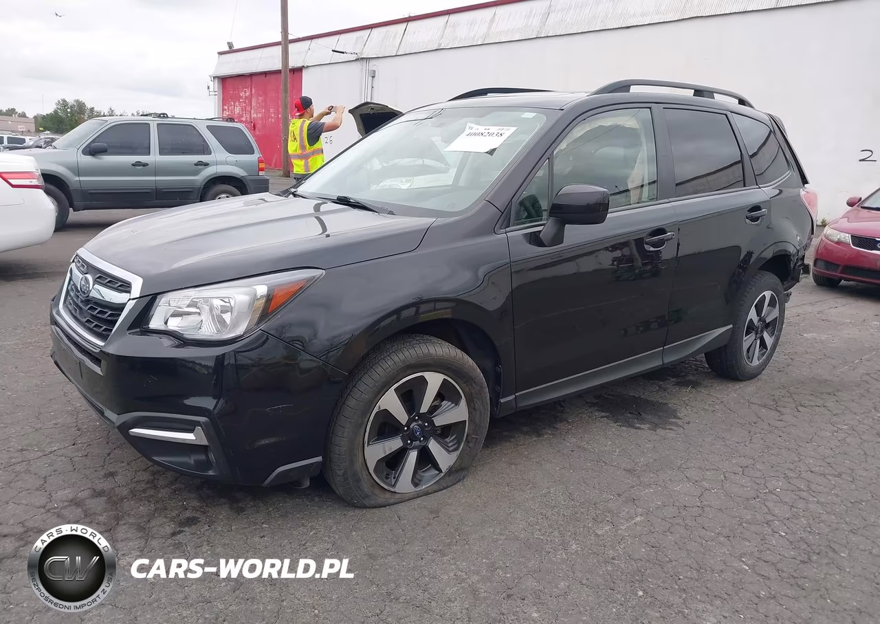 2018 Subaru Forester 2.5I Premium VIN:JF2SJAGC1JH537962 - 2